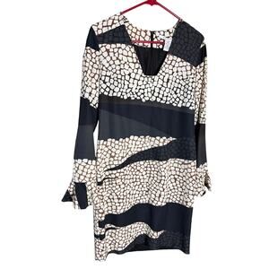 Diane Von Furstenberg Silk Blend Shift Dress Size 8 Bell Sleeve Geometric Print